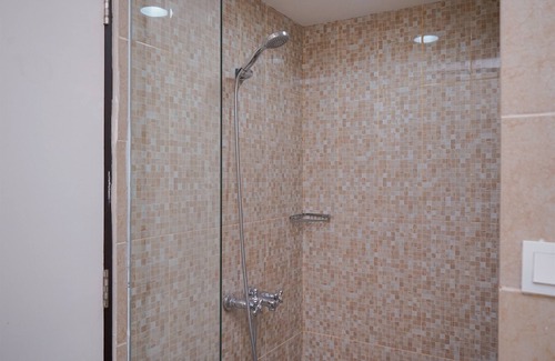 Panunggangan Utara Appartement | Comfy and Minimalist Studio (No Kitchen) Apartment Great Western