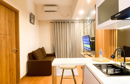 Duren Sawit Appartement | Comfy And Modern Look 1Br Gateway Park Lrt City Bekasi Apartment
