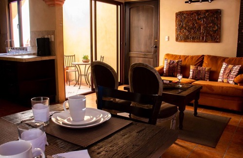 Antigua Guatemala Appartement | Comfy 1 / bdrm Apt Entièrement équipé Parking Gated, 4 blocs f / Cntl Park Peu coûteux!