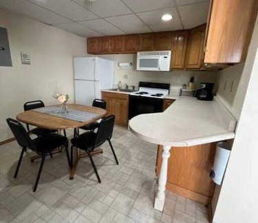 Sayre Appartement | Comfy Apt near Guthrie RPH Sayre
