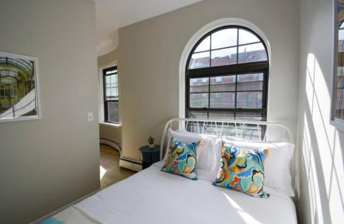 Prudential - St. Botolph Appartement | Comfy Back Bay Alcove Studio Apt