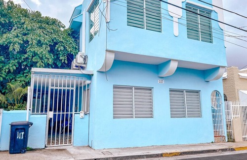 Santurce Villa | Comfy & Bright Apt @ Calle Loiza - Walk to Beach