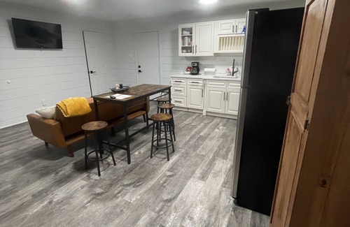 Gonzales Appartement | Comfy, Clean & Pet Friendly