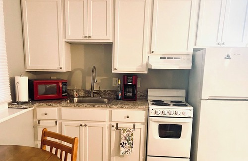 Orchard Park Appartement | Comfy cozy studio suite in charming Orchard Park