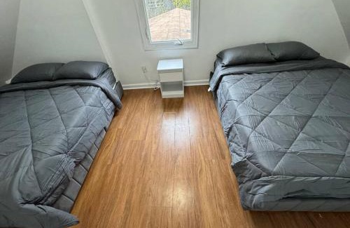 Passaic Appartement | Comfy Family Home -Adjacent To NYC: 15 Guests