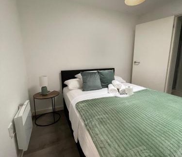 Chadwell Maison | Comfy family studio