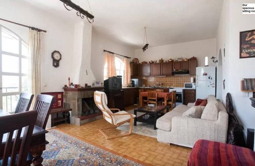 Anavyssos Maison | Maison confortable près d'Athènes avec vue imprenable sur la mer. Familial année 4all appropriée