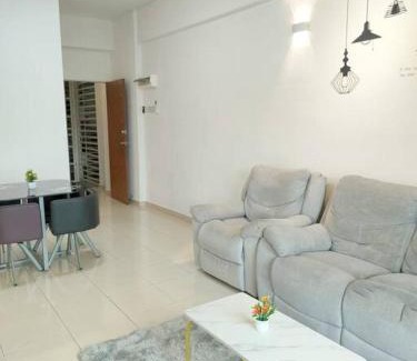 Bayan Lepas Appartement | Comfy Home Near to SPICE and USM