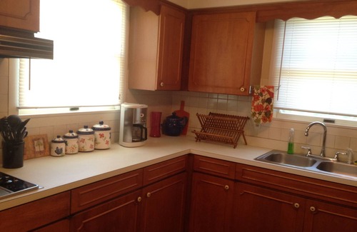 DeLand Appartement | Deland Marigold Caribbean, Spacieux, lit confortable, près du centre-ville de DeLand
