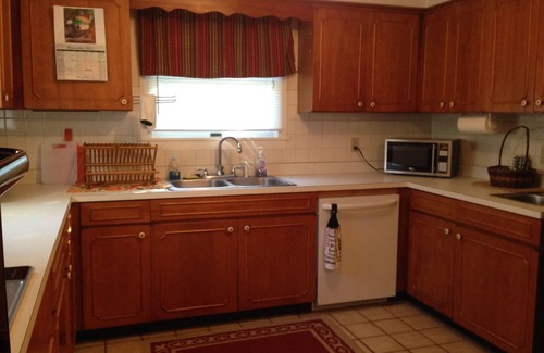 DeLand Appartement | Deland Marigold Caribbean, Spacieux, lit confortable, près du centre-ville de DeLand