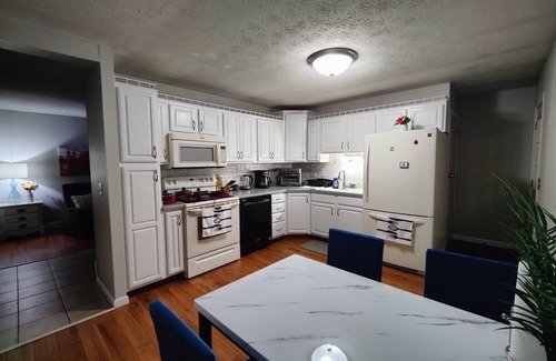 Elmira Maison | Comfy Ranch House [3 BR / 2 BA]
