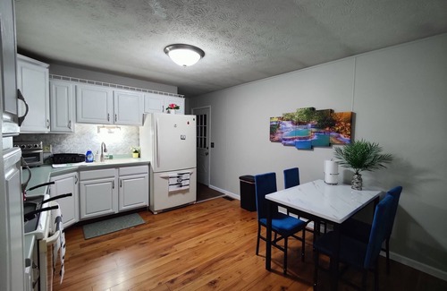 Elmira Maison | Comfy Ranch House [3 BR / 2 BA]