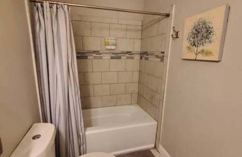 Holy Cross District Appartement | Comfy St Claude 2 Bedroom