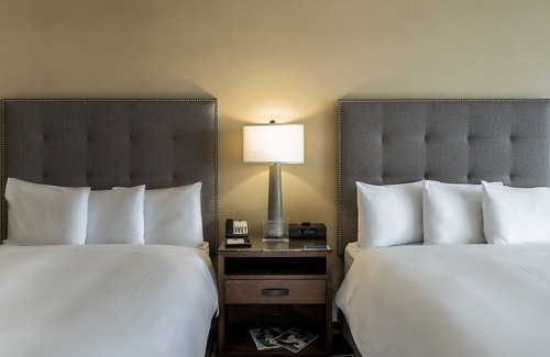 Sunnyvale West Hôtel | Comfy Stay in Sunnyvale Near El Camino Real | 1 Unit