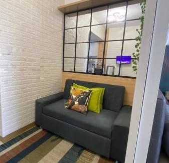 Las Pinas Appartement | Comfy Studio unit with Wi-fi, Las Piňas City, parking rent optional