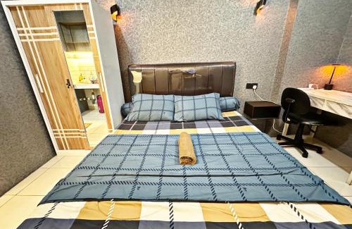 Pluit Appartement | Comfy Studio with Smart Tv&Fast Wifi @Baywalk Mall