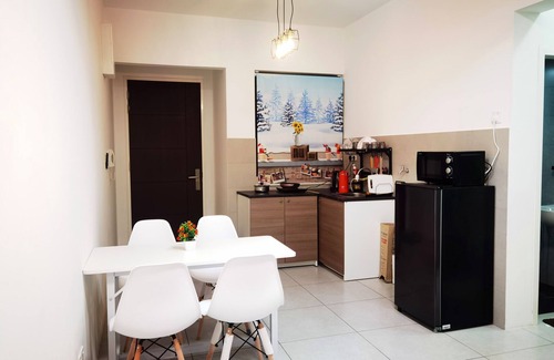 Central Seberang Perai Appartement | Comfy Suite Room with 1 Bedroom and 1 Living Room