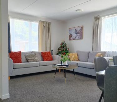 Johnsonville Maison | Comfy & Sunny home in Wellington-3 Heat Pumps