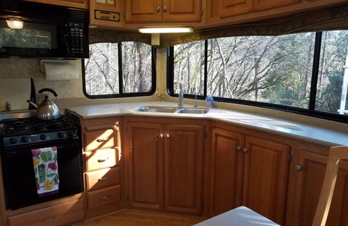 Colfax Maison | Comfy Caravan between Sacramento & Lake Tahoe