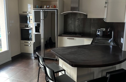 Pusignan Maison | Comme à la maison…