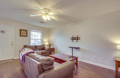 Gautier Appartement | Community Grills and Pool Gautier Condo!