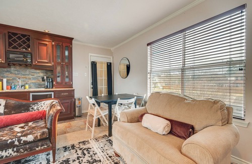 Wimbledon Falls Appartement | Community Pool Access: Studio in Tomball!