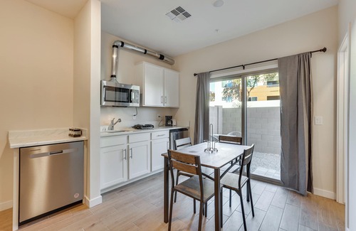 Desert View Appartement | Community Trails & Dog Park: Phoenix Studio!