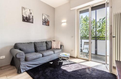 Cantu Appartement | Como a 10 min - Private Parking - 2 Camere 2 Bagni