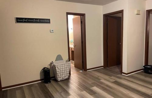 Columbia Maison | ~Como's Finest ~A Home Away From Home ~Sleeps 10 ~