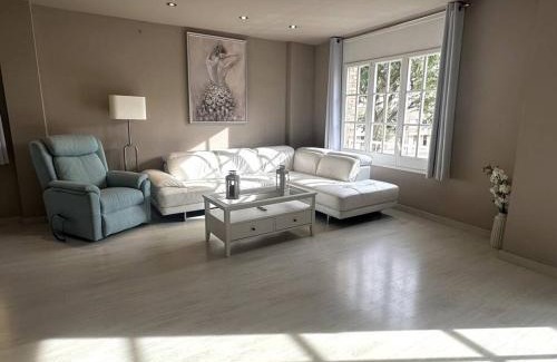 Viladecans Maison | Comodidad y estilo en Gava near the beach 10 minutes