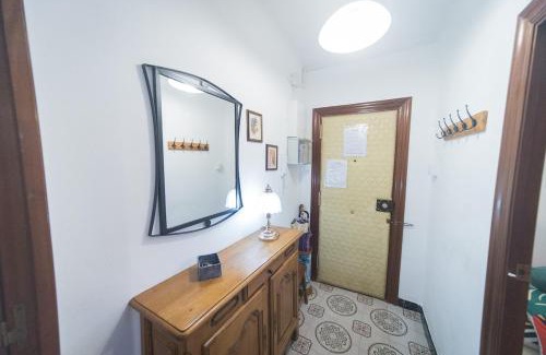 Cornella de Llobregat Appartement | Comodo y luminoso en Cornella -Barcelona-