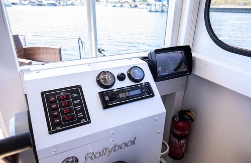 Ophoven Location De Bateaux | Péniche compacte à voile et stationnaire à louer. Aucun permis de bateau requis