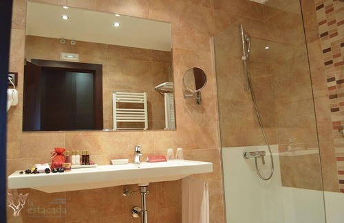 Tarancon Hôtel | Complejo Enoturístico Finca La Estacada