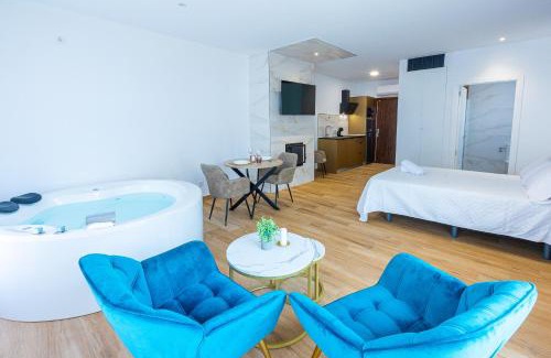 Belmonte Maison | Complejo La Serreria - Belmonte