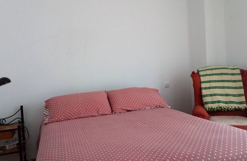 Santander Appartement | Complete apartment near the airport. Next to the English Court shopping center.