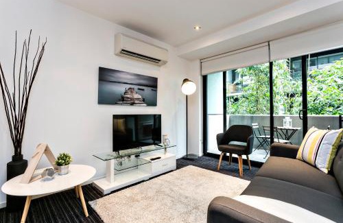 St Kilda Appartement | Complete Host Halo Apartments
