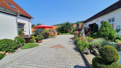 Mochtin Appartement | Complete living with a garden