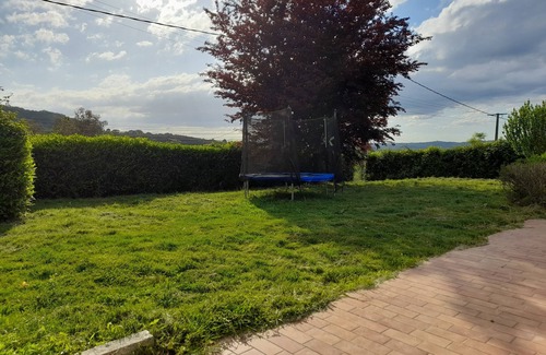 Allez-et-Cazeneuve Maison | Vrbo Property