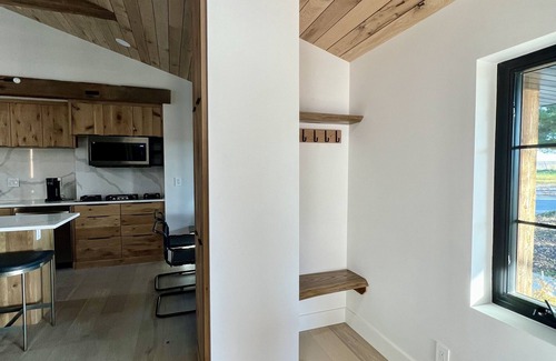 Orange Prairie Maison | Completely remodeled luxury 3 bedroom, 3 bathroom House in quiet country setting