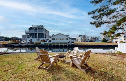 South Bethany Harbor Maison | Completely Renovated South Bethany House, 5- minute walk to beach