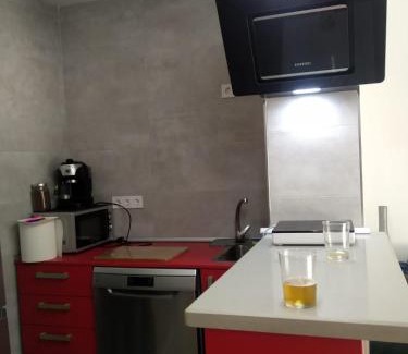 Carretera de Cadiz Maison | Con terraza y muy cerca de la playa,centro y estación de tren