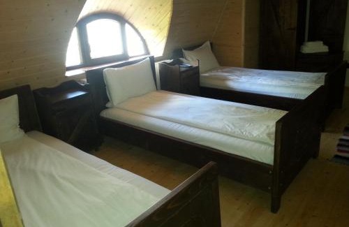 Ruscova Maison | Conacul Drahneilor