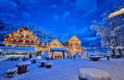 Petrila Hôtel | Conacul Radacinilor