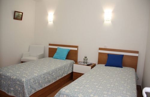 Almeida Copropriété | Conceição's Room