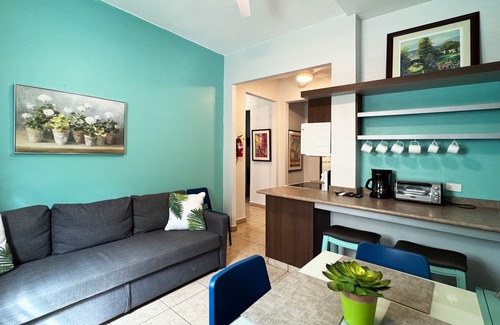 Santurce Appartement | Prime Location at Condado with Rooftop Oasis