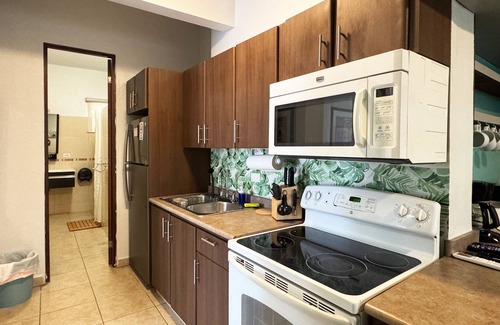 Santurce Appartement | Prime Location at Condado with Rooftop Oasis