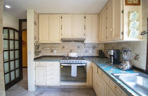 El Cid Maison | Conde de Oviedo Whole Home with Pool