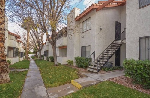 Las Vegas Copropriété | Condo close to the strip, UNLV & Sunrise Hospital