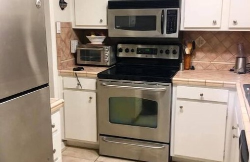 Uptown Copropriété | Condo - Desirable Area of Alamo Heights in San Antonio