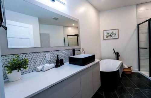 Saint Donat Appartement | Condo le YÉTI -Lake view-St-Donat- dogfriendly